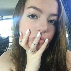 Meet your Posher, Caroline